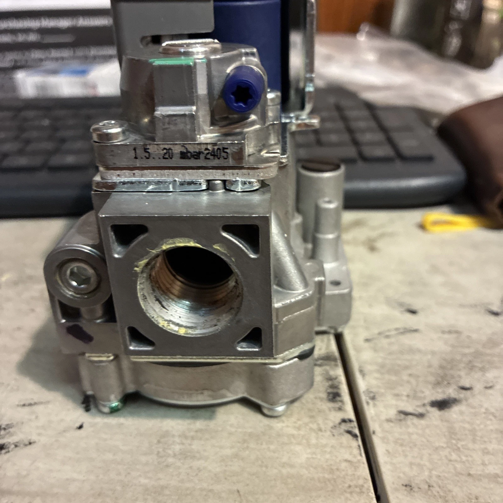 Resideo VR9205R2314 24V Modulating Furnace Gas Control Valve - Image 5