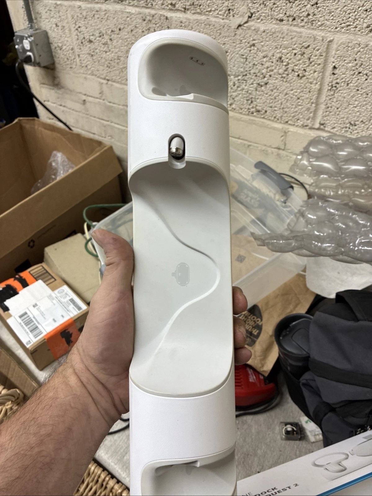 Anker Charging Dock for Oculus Quest 2 - Batteries Included - Image 3