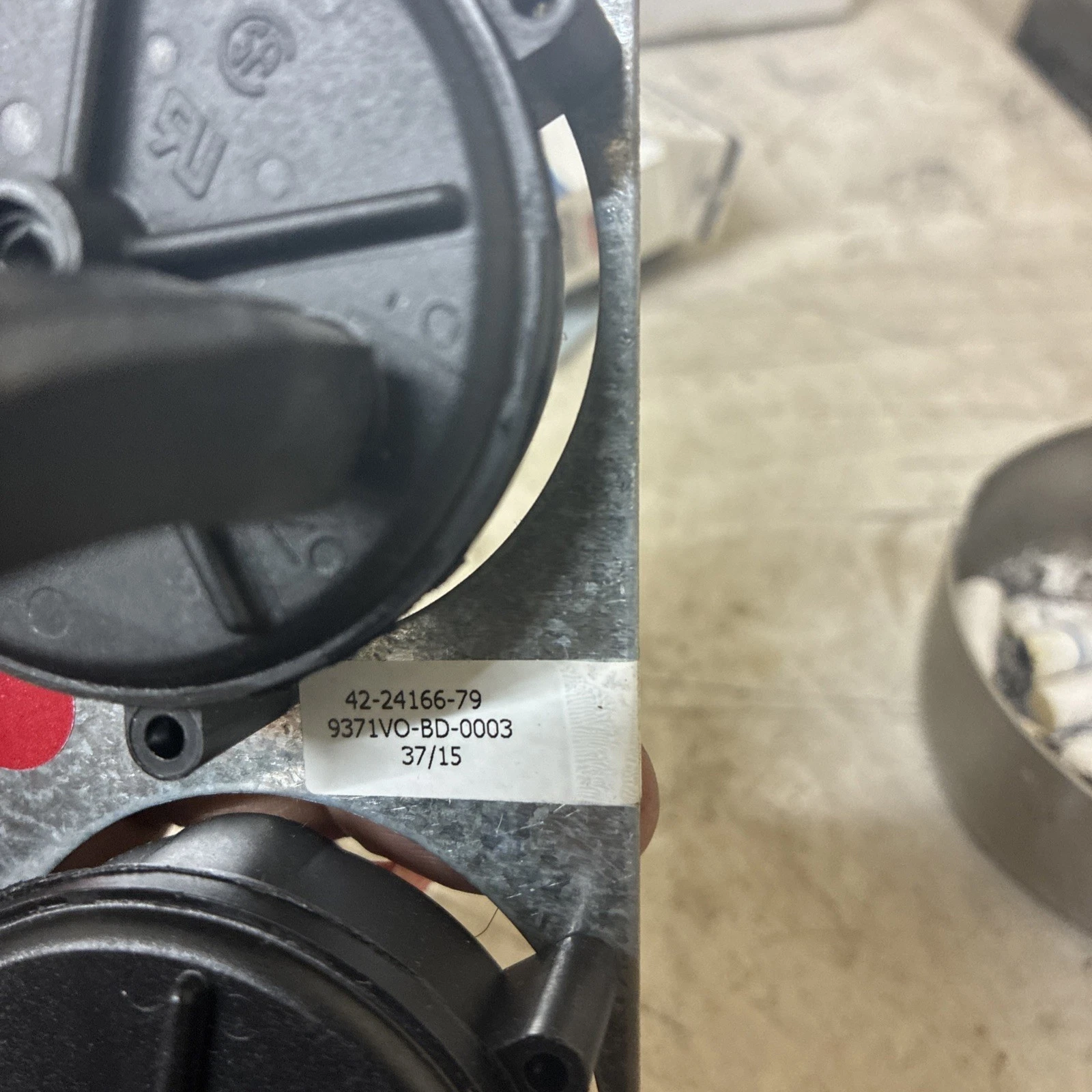 Dual Furnace Draft Inducer Pressure Switch Assembly 42-24166-79 - Image 2