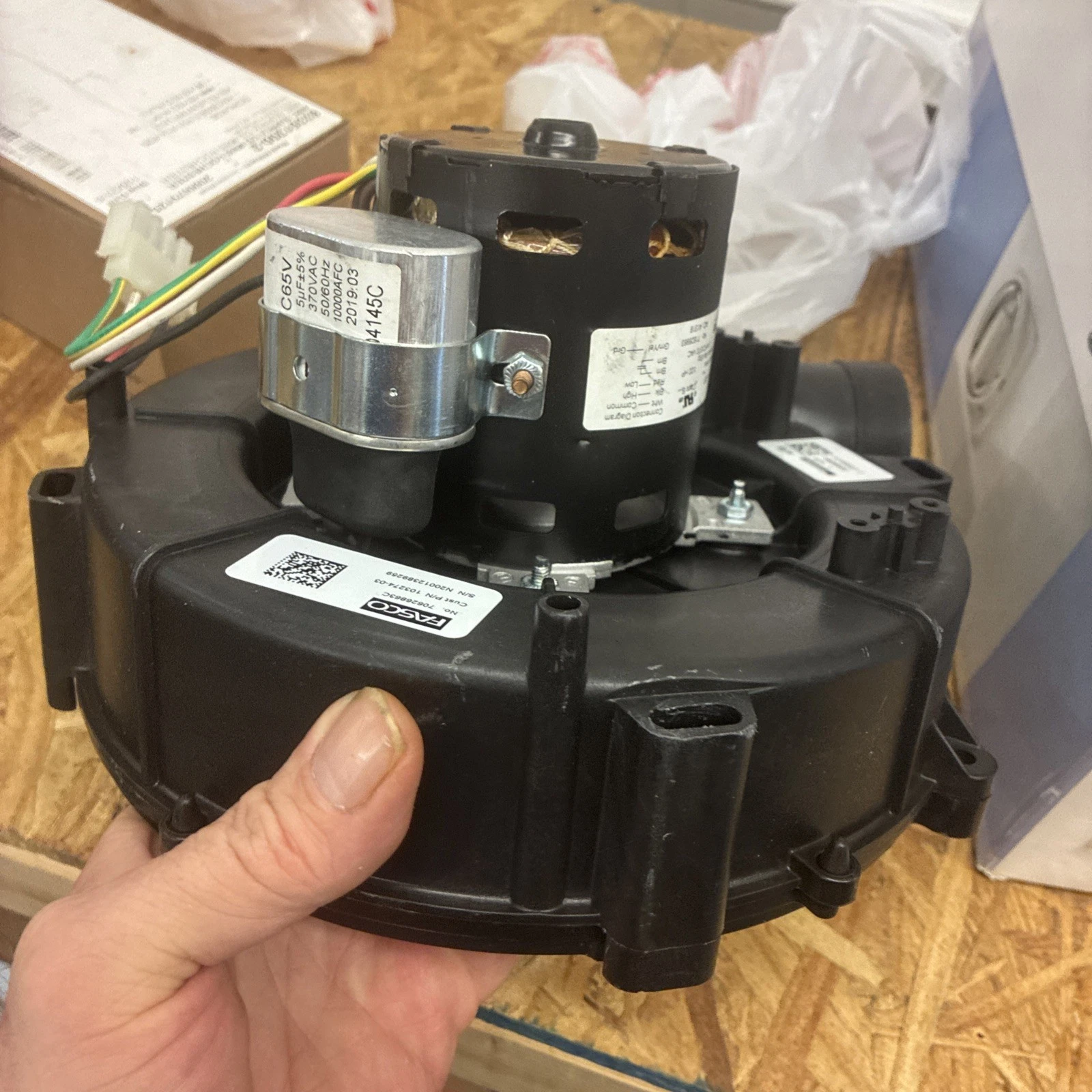 Fasco 7062B863C Furnace Draft Inducer Blower Motor Assembly - Image 3