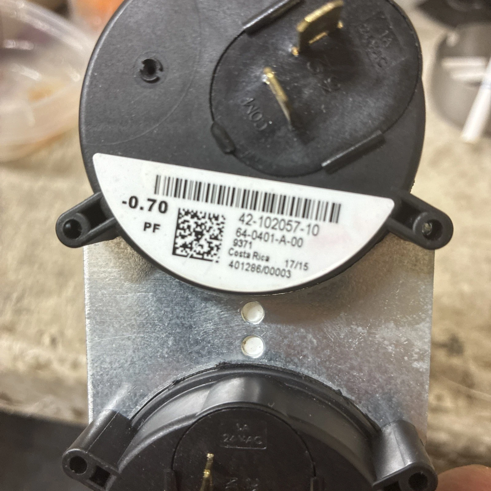 42-102056-25 Rheem OEM Furnace Replacement Air Pressure Switch - Image 4