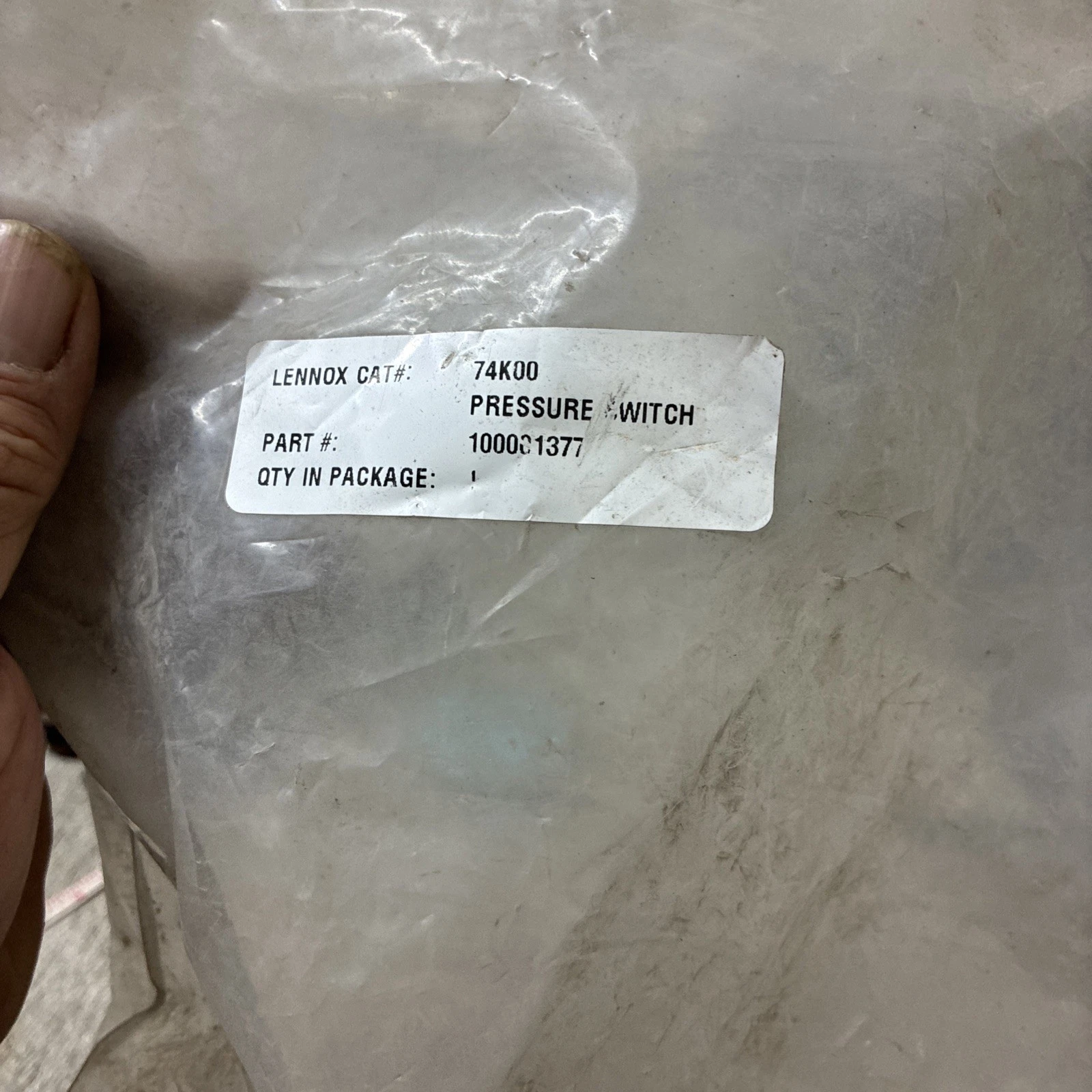 Lennox 74K00 HVAC Pressure Switch - Image 5