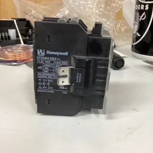 DP2040A50032P Honeywell Definite Purpose Contactor w/ 24V 60Hz Coil NEW