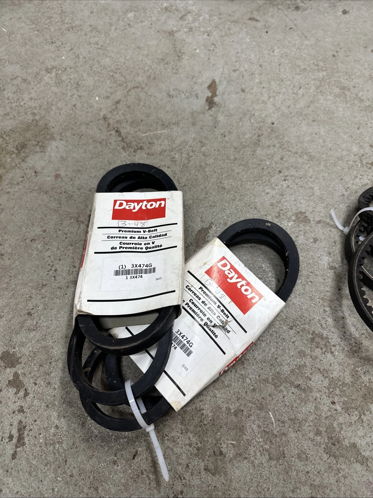 Dayton 3X474 B48 V-Belt, 51" Outside Length, 21/32" Top Width, 1 Ribs (set Of 2)