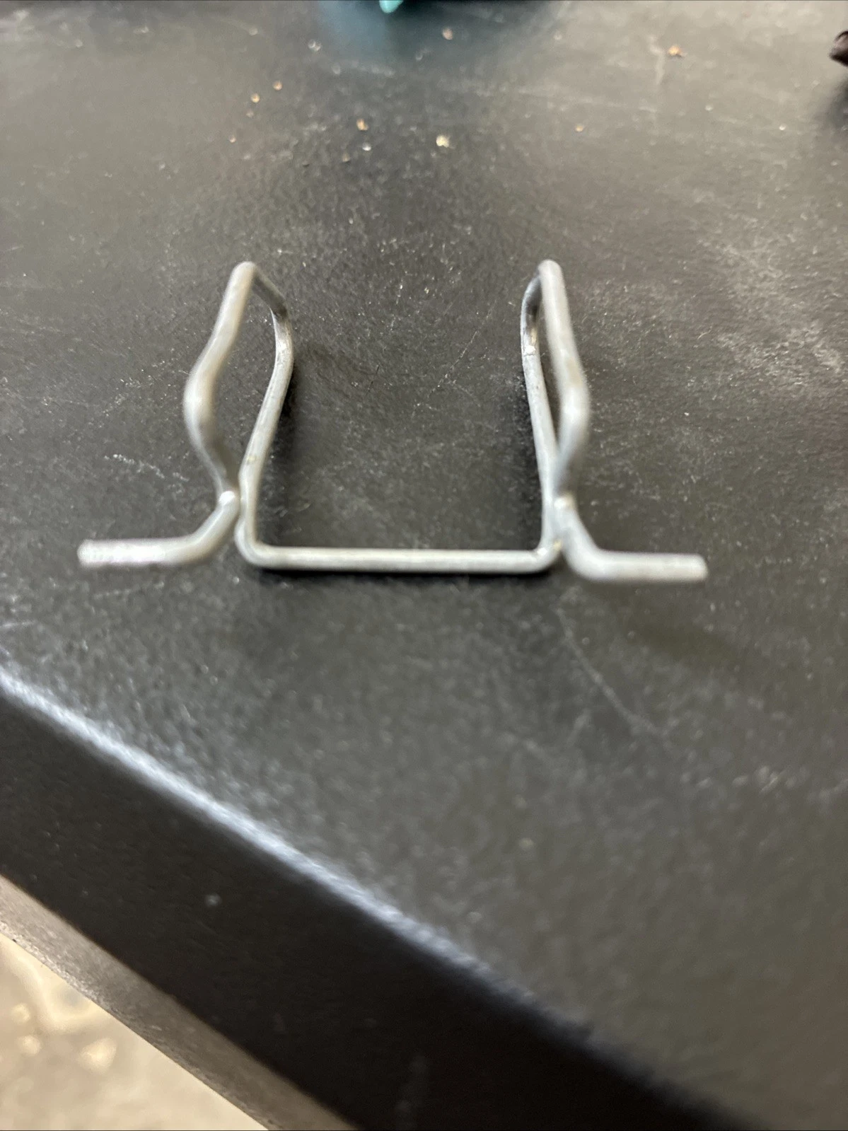 Unirac SolarFrame 008025S Trim End Clip - Image 5