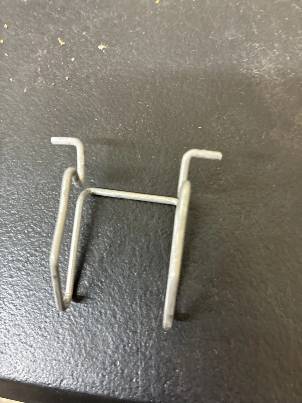 Unirac SolarFrame 008025S Trim End Clip - Image 2