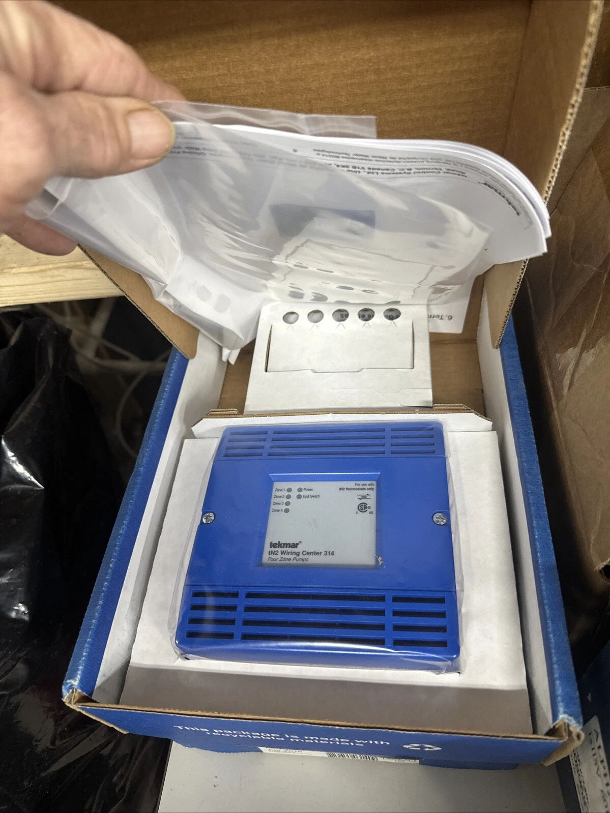 TEKMAR 314 tN2 WiringCenter 4ZonePumps Controls - Image 2