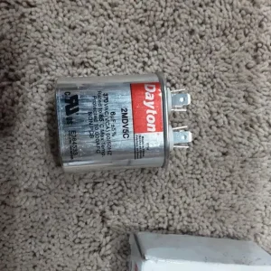 Dayton 2MDV5C Capacitor M4-4