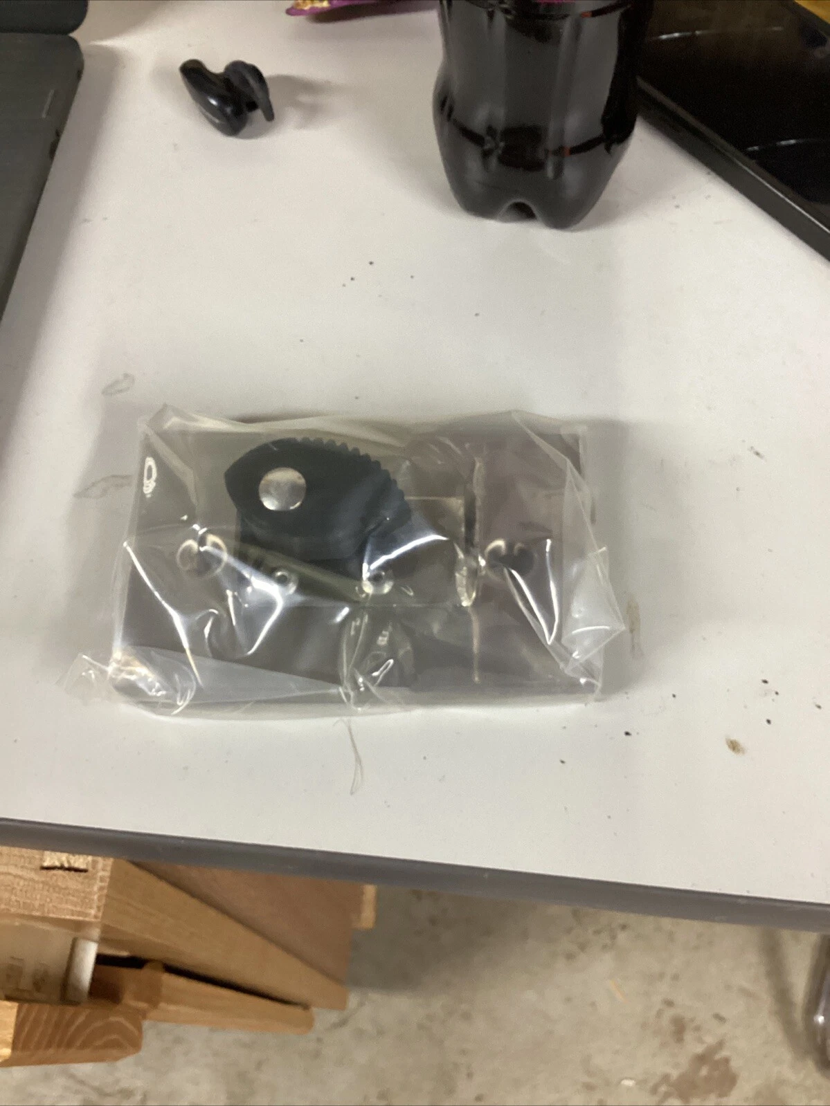 ZURN Light Commercial Mop Basin Hose Bracket JP1996 LC - Image 2