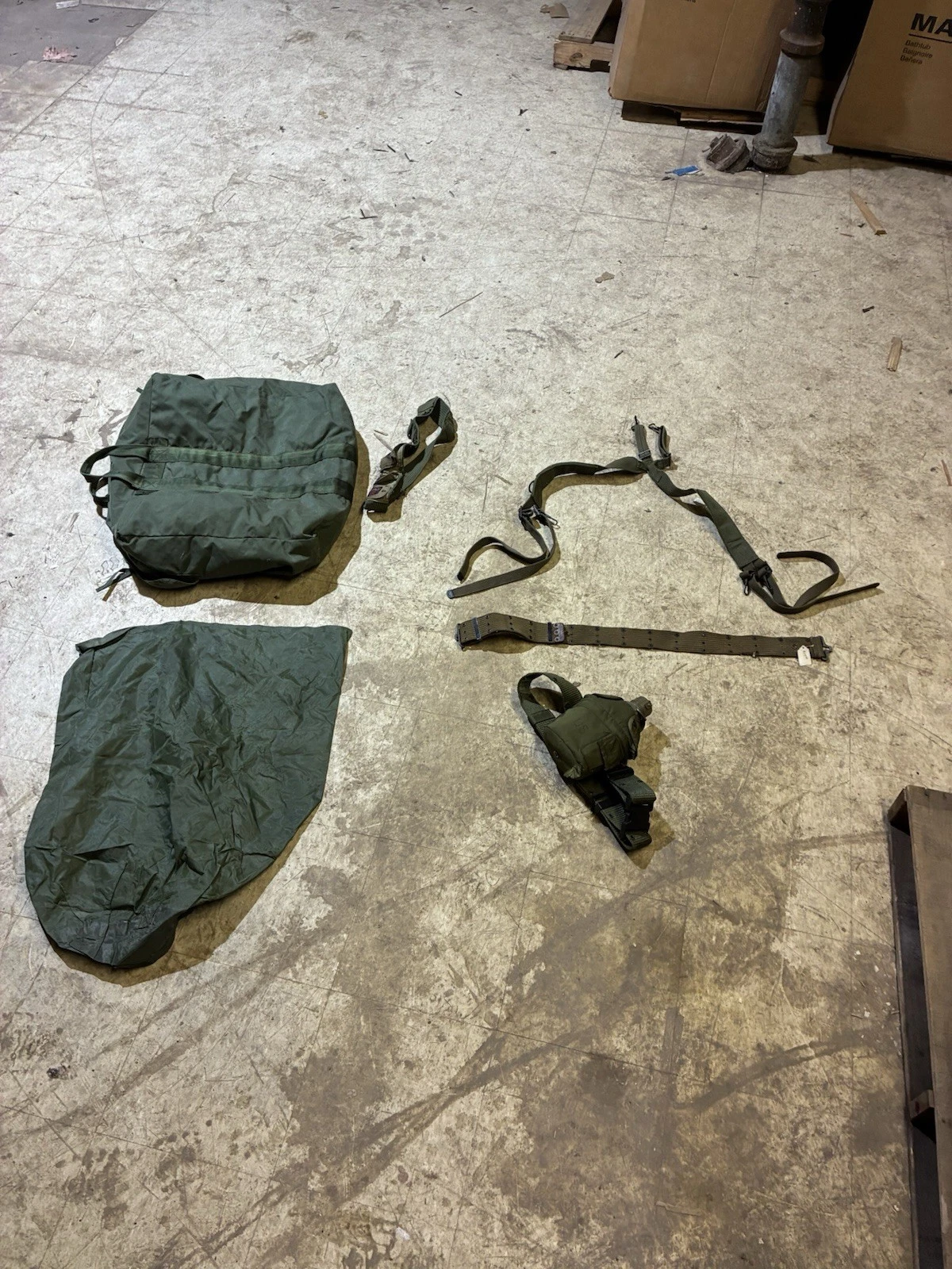 Mixed Lot Of Random US Army Items ( Cold War Era )