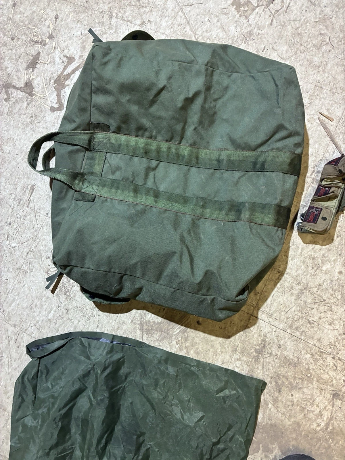 Mixed Lot Of Random US Army Items ( Cold War Era ) - Image 4
