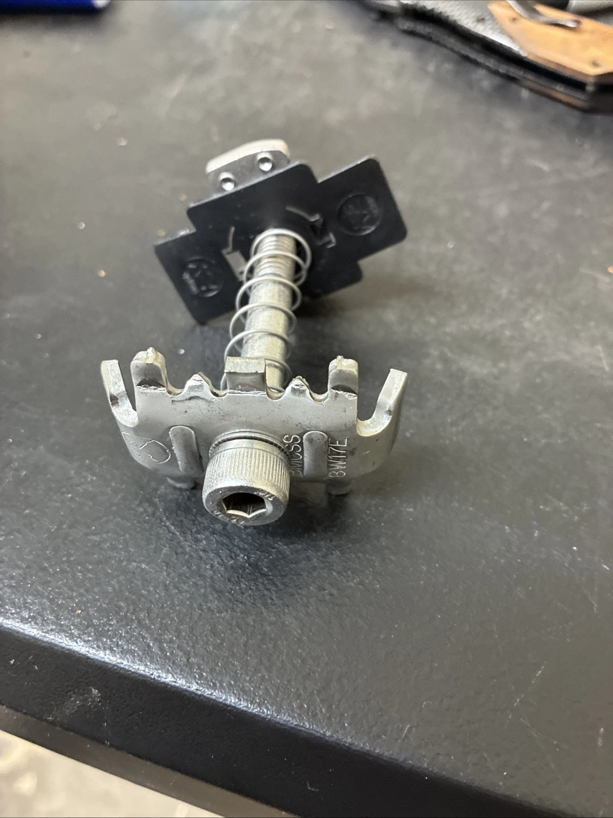 Everest BND Mid Clamps SS, CR MC Silver, 30-47 mm (20ea) - Image 3