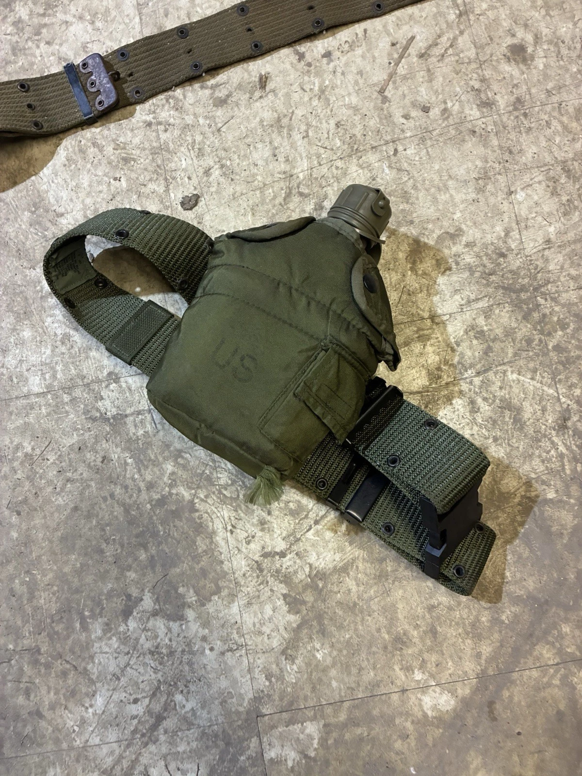 Mixed Lot Of Random US Army Items ( Cold War Era ) - Image 2