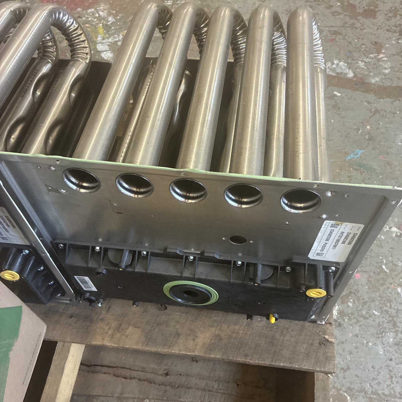 American Standard Heat Exchanger D345822G06 - Image 2