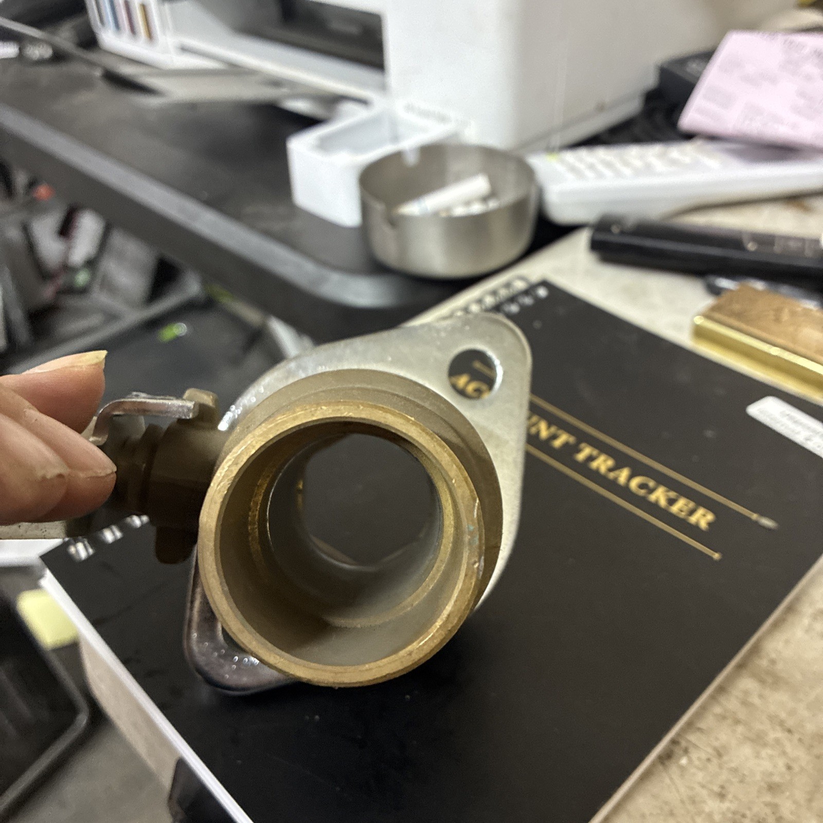 Bell & Gossett 1-1/4" Isolation Flange Ball Valve - Image 4