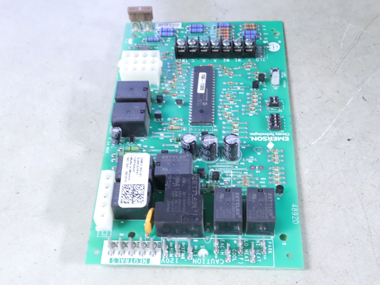 TRANE American Standard D344301P01 Control Circuit Board 50M51-495 CNT06424 - Image 4